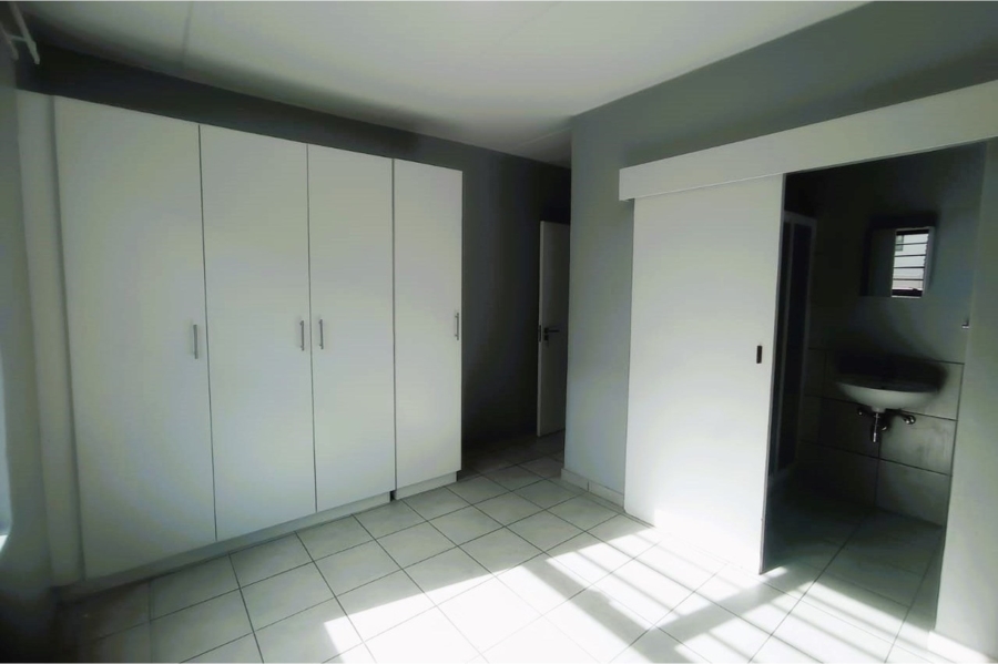 2 Bedroom Property for Sale in Parklands North Western Cape